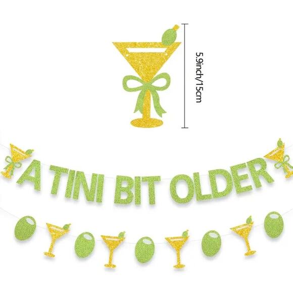 🍸🫒Martini Party Decoration A Tini Bit Older Banner 30th Birthday - Picture 3 of 4